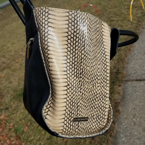 Vince Camuto Leather Cameron Handbag EUC - Picture 6 of 17